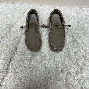 Hey Dude Men's Tan Loafers